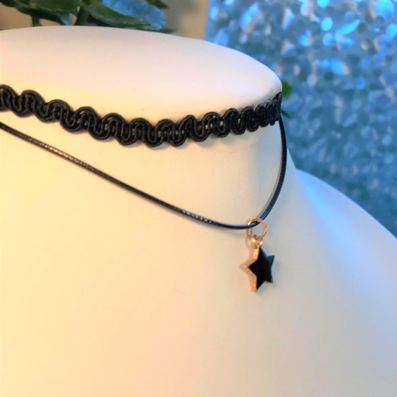 Girls Choker Necklace - Picture 3 of 5